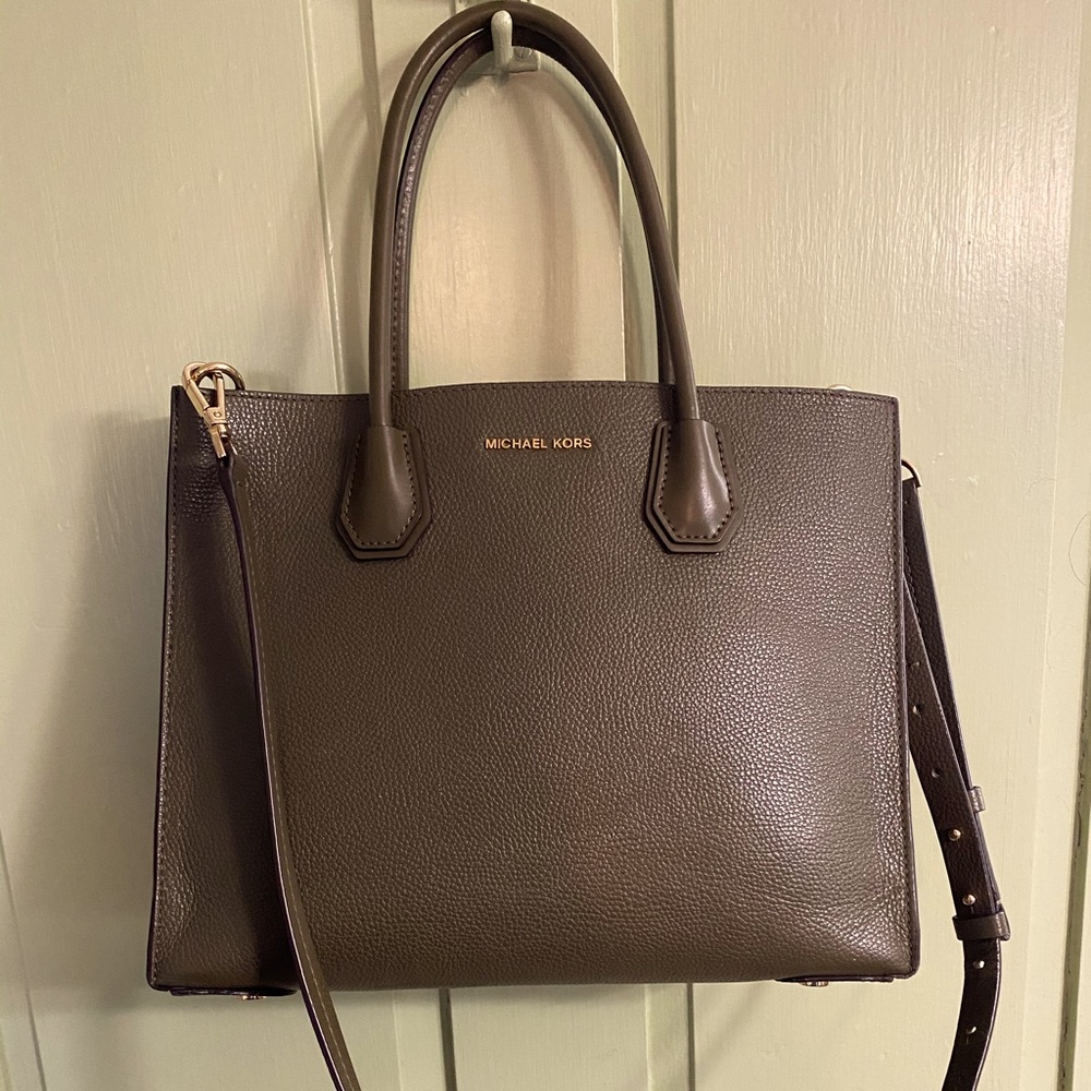 Mercer large saffiano leather tote bag